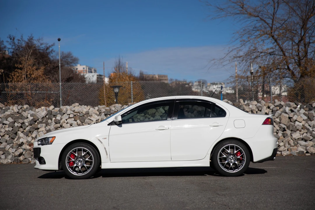 2014 Mitsubishi Lancer Evolution X 9th Gen - Image 4 of 31