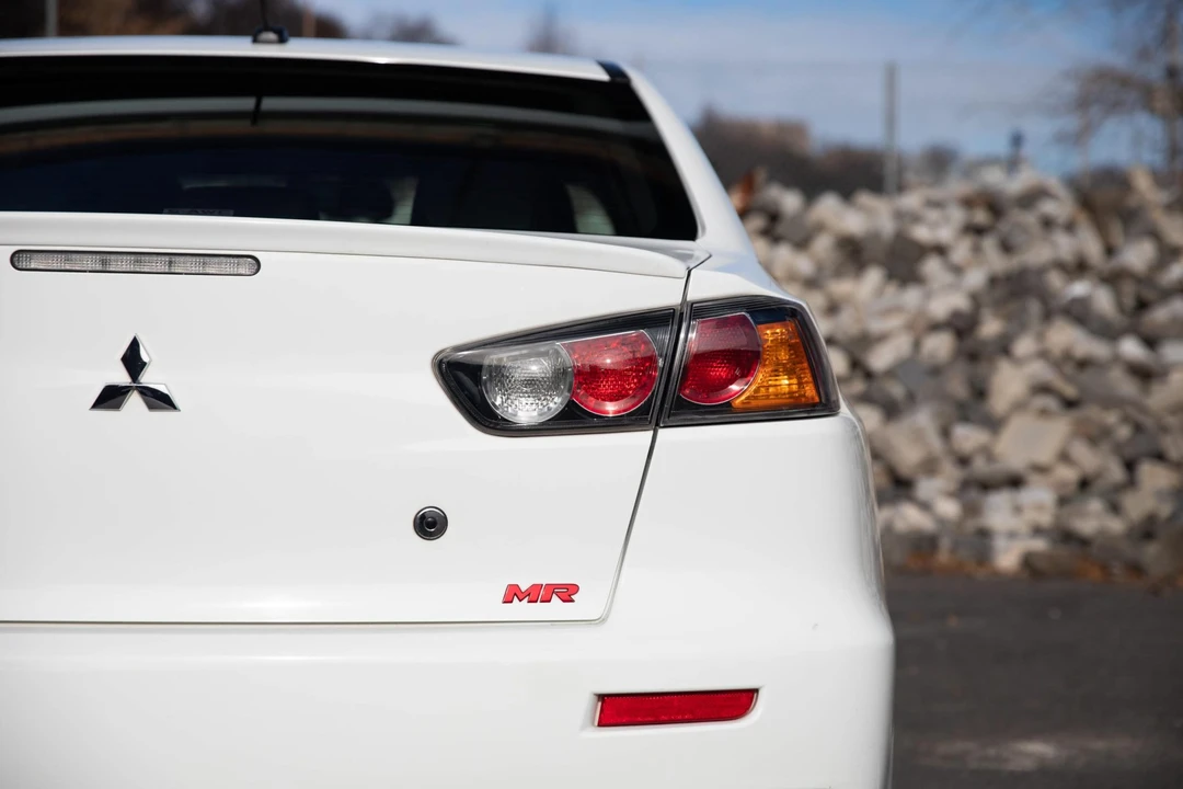 2014 Mitsubishi Lancer Evolution X 9th Gen - Image 13 of 31