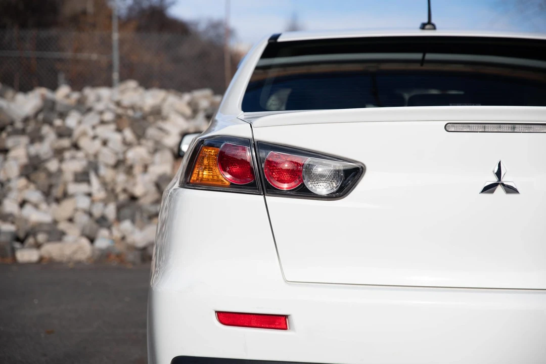 2014 Mitsubishi Lancer Evolution X 9th Gen - Image 13 of 31