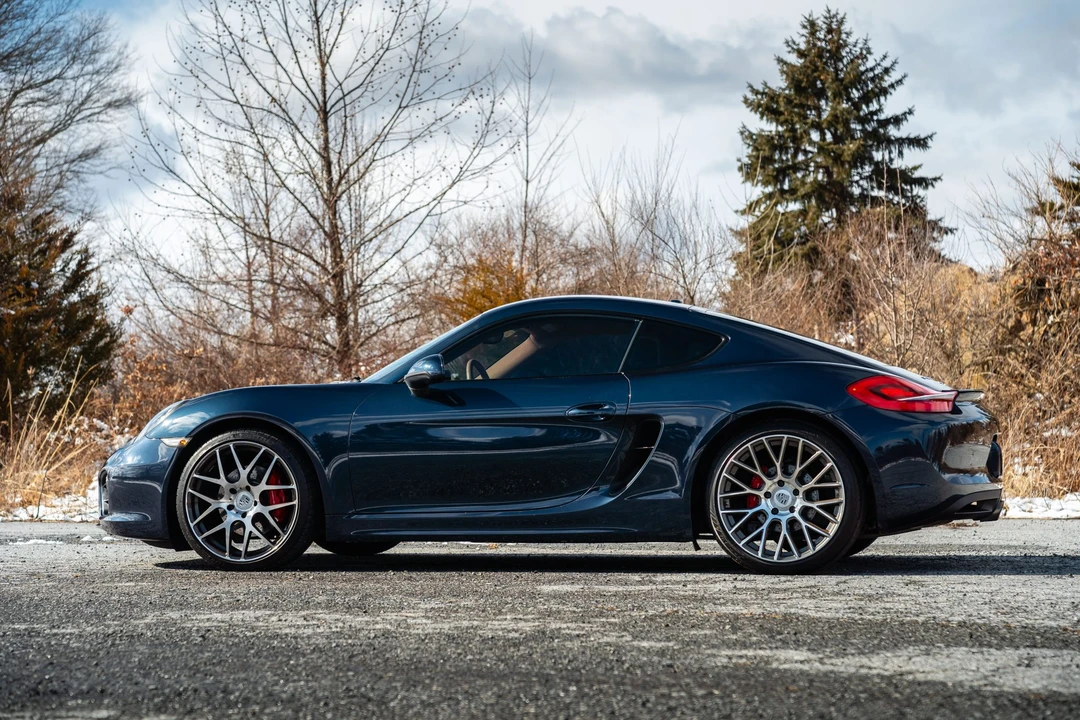 2014 Porsche 981 Cayman S - Image 17 of 31