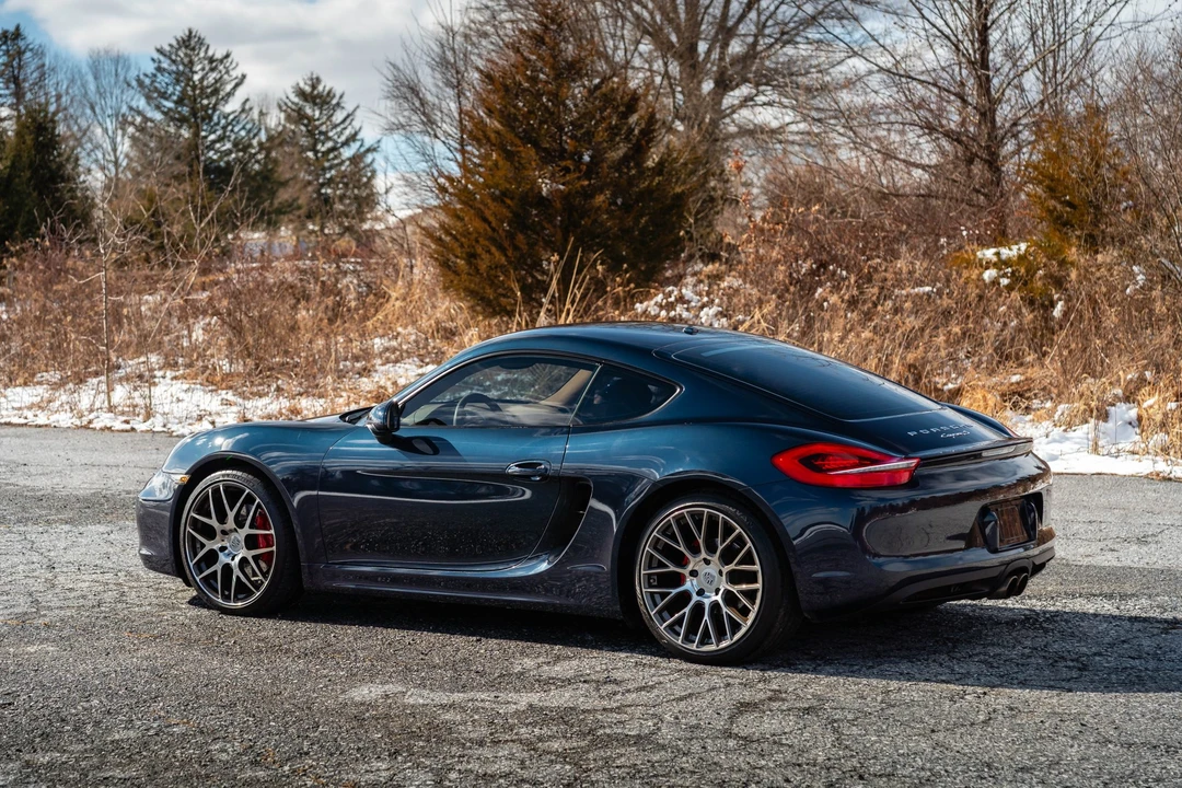 2014 Porsche 981 Cayman S - Image 18 of 31
