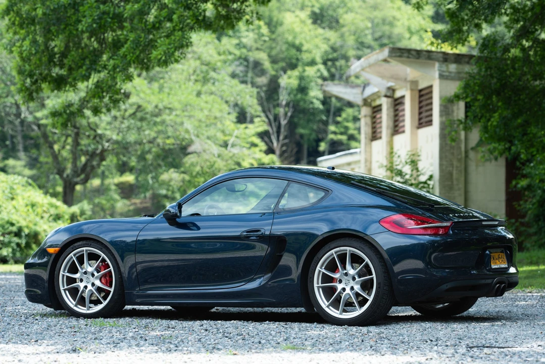 2014 Porsche 981 Cayman S - Image 13 of 31