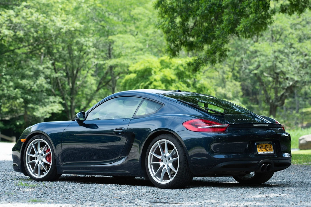 2014 Porsche 981 Cayman S - Image 15 of 31