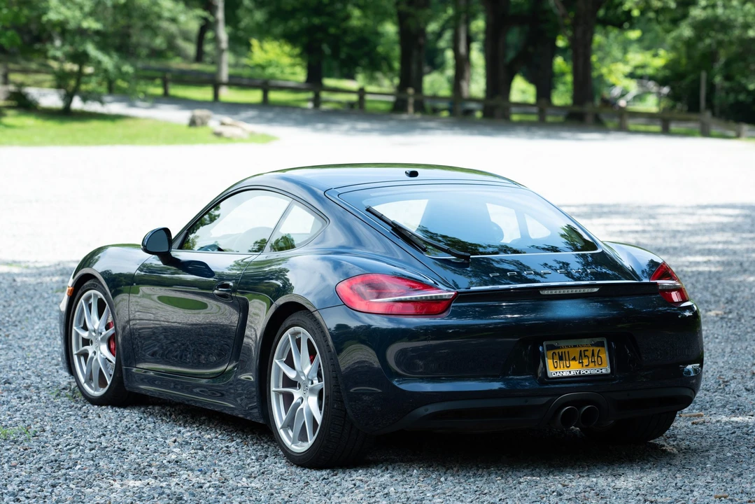 2014 Porsche 981 Cayman S - Image 17 of 31