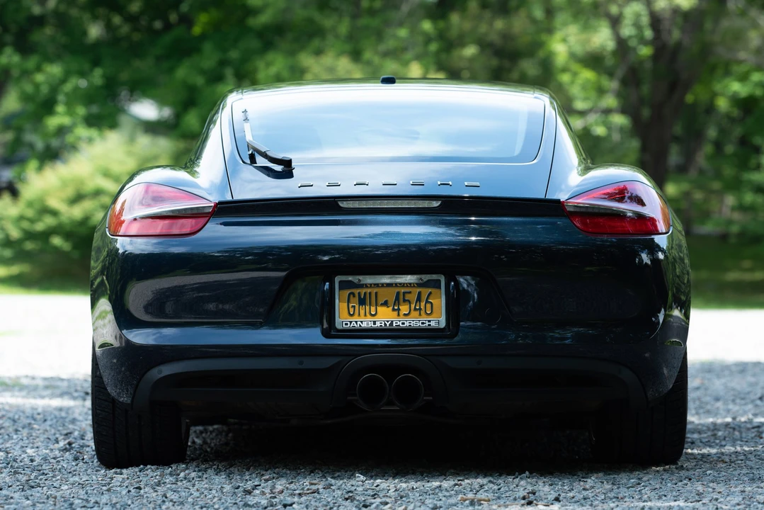 2014 Porsche 981 Cayman S - Image 18 of 31