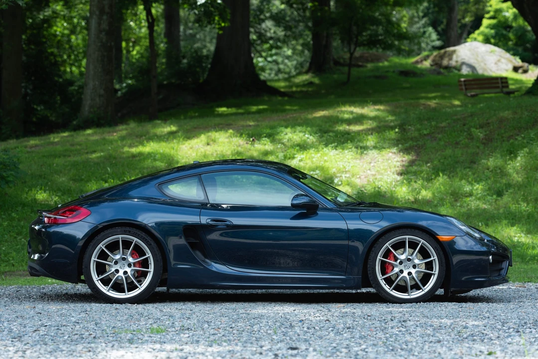 2014 Porsche 981 Cayman S - Image 29 of 31