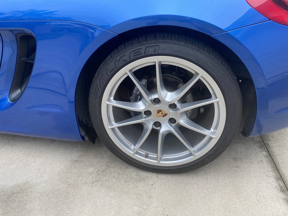 2014 Porsche 981 Cayman - Image 25 of 31