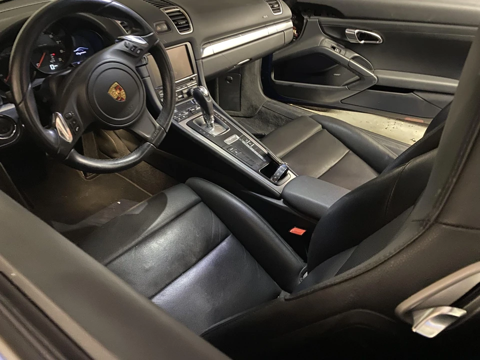 2014 Porsche 981 Cayman - Image 30 of 31