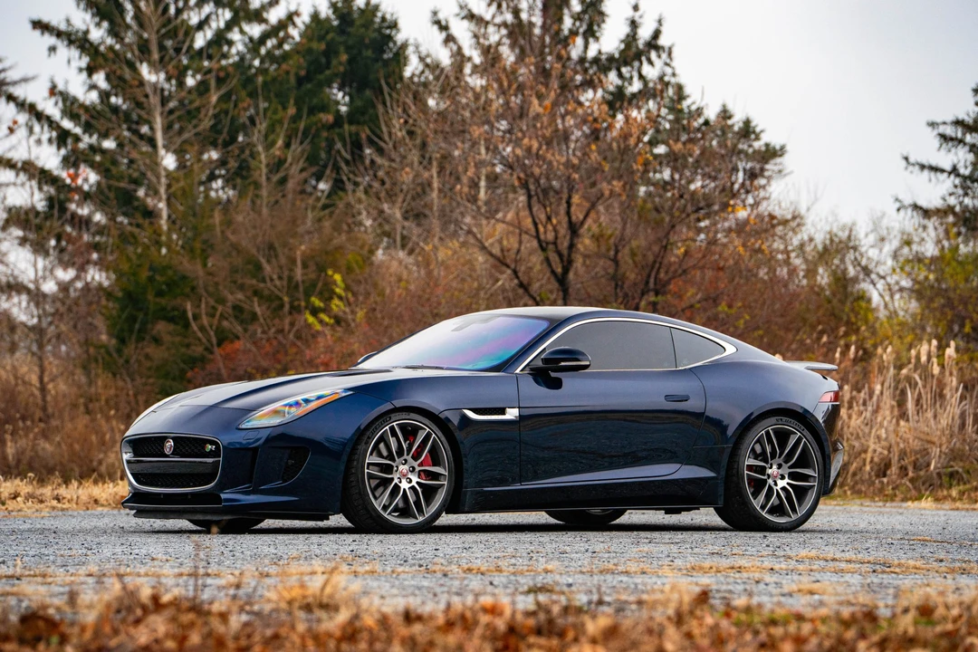 2015 Jaguar F-Type R 1st Gen - Image 11 of 31