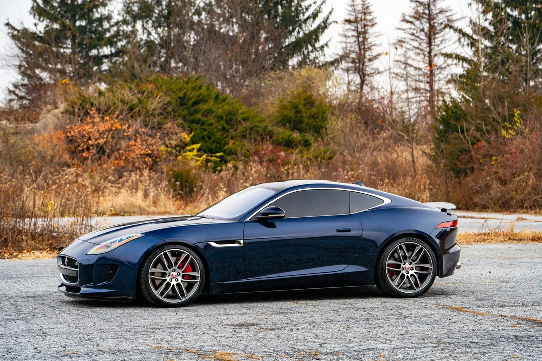 2015 Jaguar F-Type R 1st Gen - Image 14 of 31