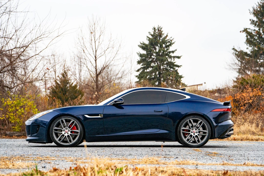 2015 Jaguar F-Type R 1st Gen - Image 17 of 31