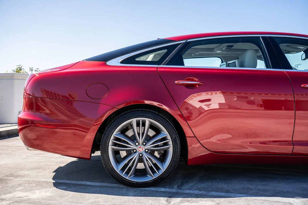2015 Jaguar X351 XJR - Image 29 of 31