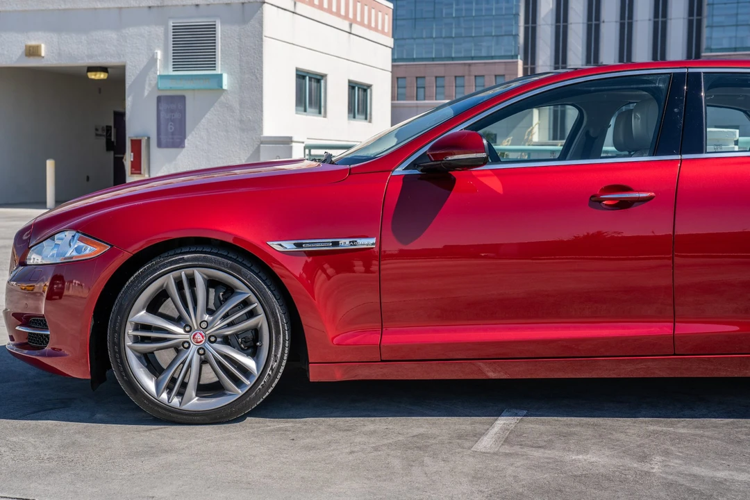 2015 Jaguar X351 XJR - Image 27 of 31