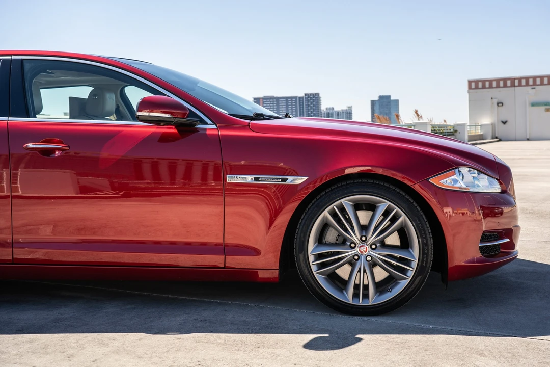 2015 Jaguar X351 XJR - Image 30 of 31