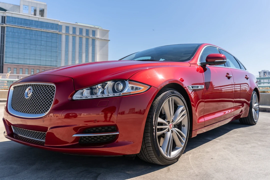 2015 Jaguar X351 XJR - Image 10 of 31