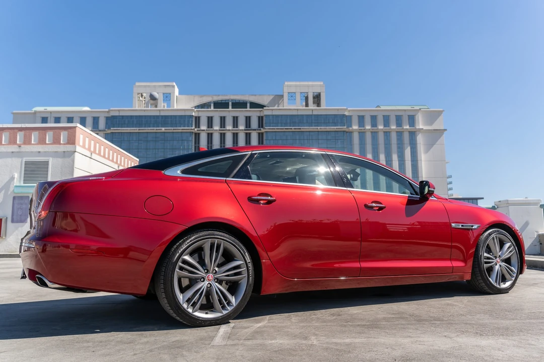 2015 Jaguar X351 XJR - Image 18 of 31