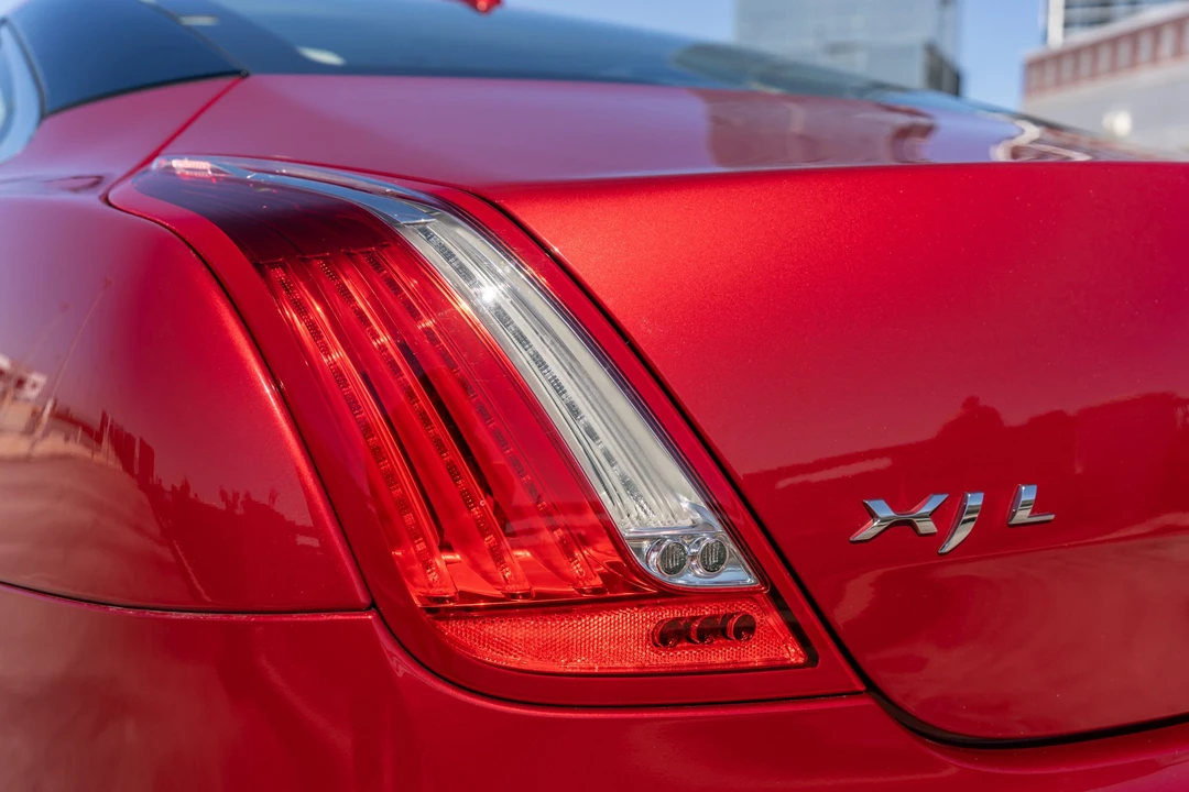 2015 Jaguar X351 XJR - Image 25 of 31