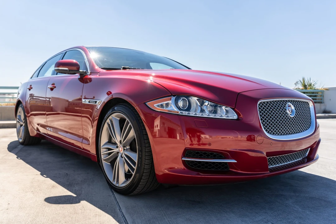 2015 Jaguar X351 XJR - Image 11 of 31