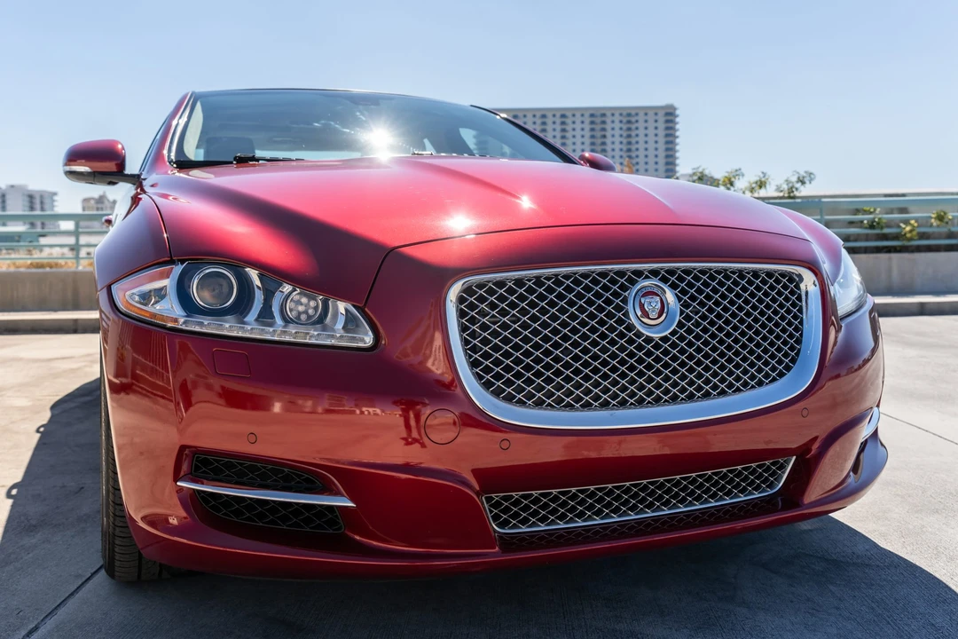 2015 Jaguar X351 XJR - Image 14 of 31