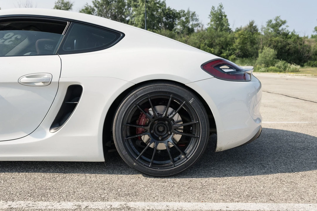 2015 Porsche 981 Cayman GTS - Image 22 of 31