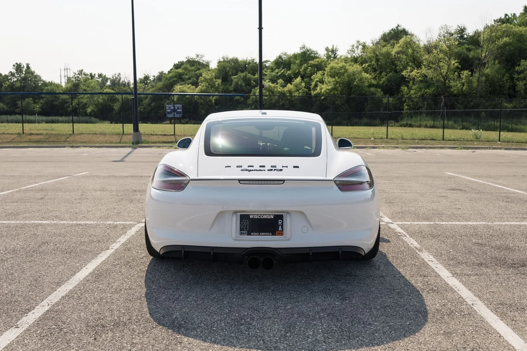 2015 Porsche 981 Cayman GTS - Image 11 of 31