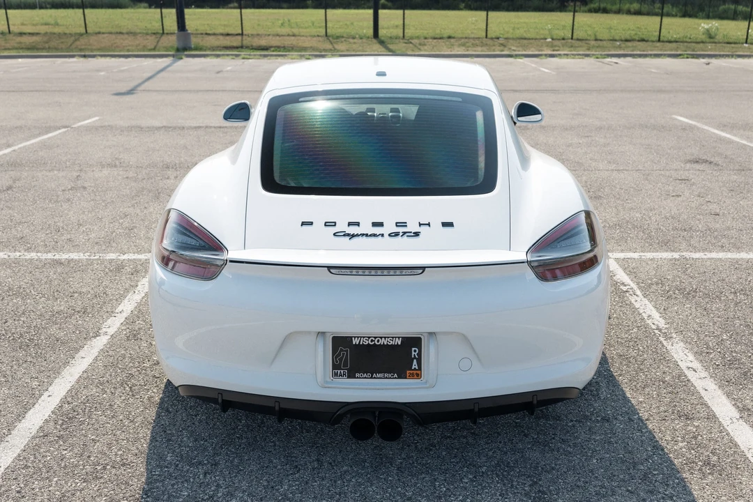 2015 Porsche 981 Cayman GTS - Image 18 of 31