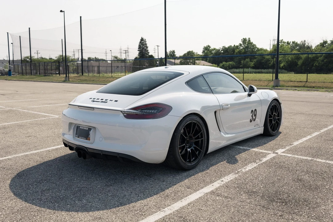 2015 Porsche 981 Cayman GTS - Image 10 of 31