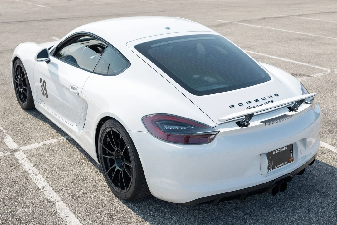 2015 Porsche 981 Cayman GTS - Image 20 of 31
