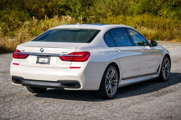2016 BMW G11/G12 750i & M760i Sedan - Image 2 of 7