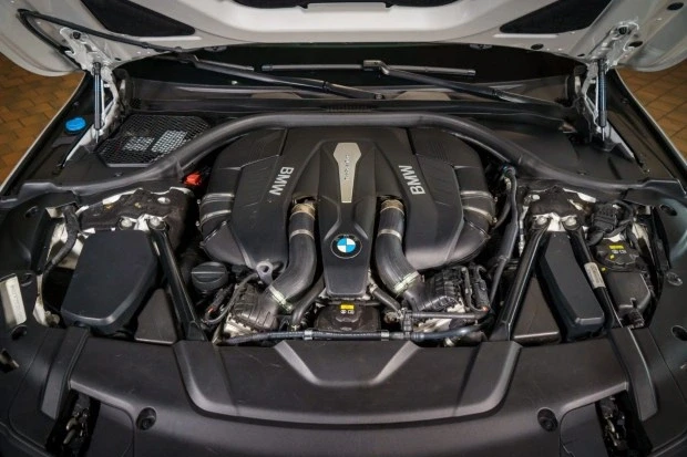 2016 BMW G11/G12 750i & M760i Sedan - Image 6 of 7