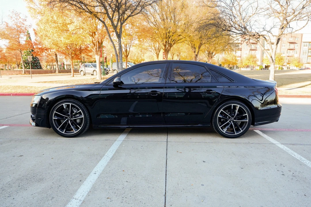2017 Audi D4 S8 - Image 3 of 31