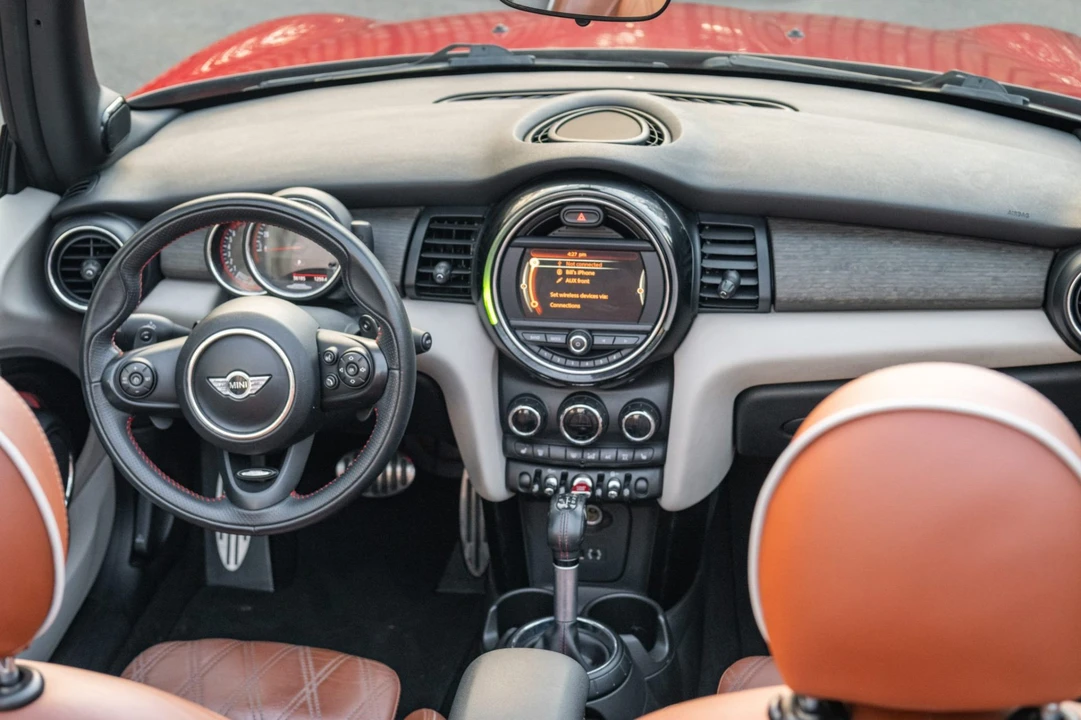 2017 Mini Mini 3rd Gen - Image 5 of 8