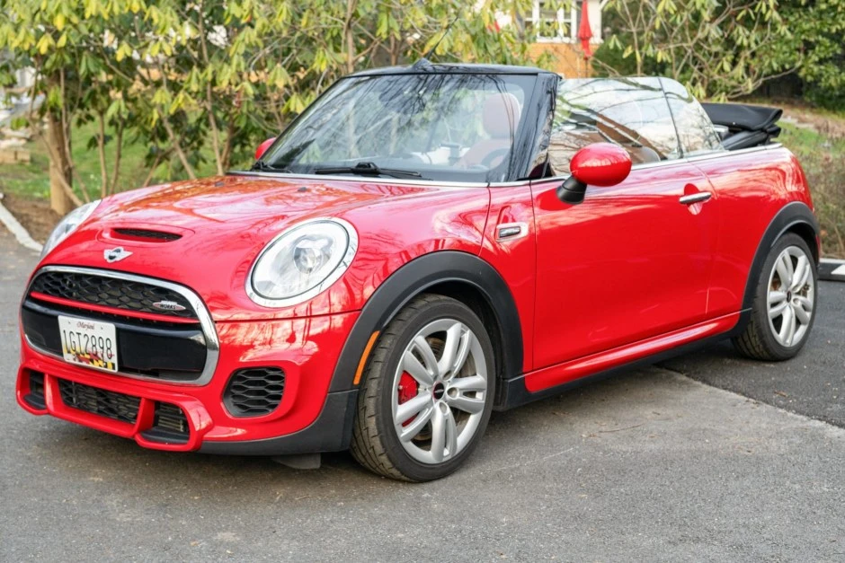 2017 Mini Mini 3rd Gen - Image 1 of 8