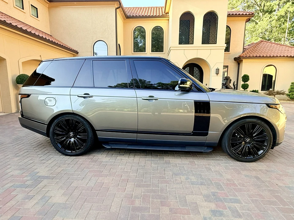 2020 Land Rover Range Rover L405 - Image 16 of 31