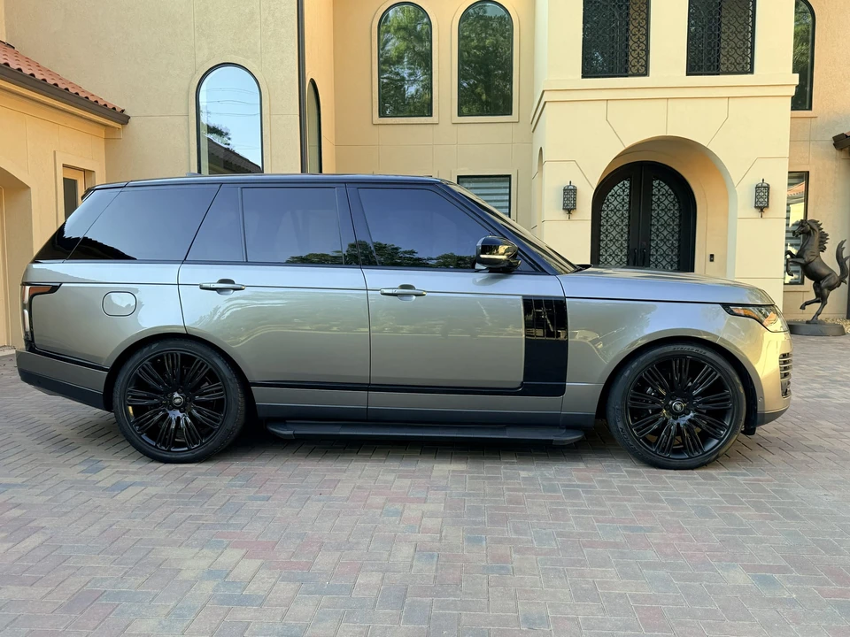 2020 Land Rover Range Rover L405 - Image 17 of 31