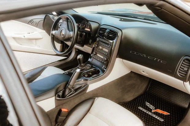 2011 Chevrolet Corvette C6 - Image 5 of 7