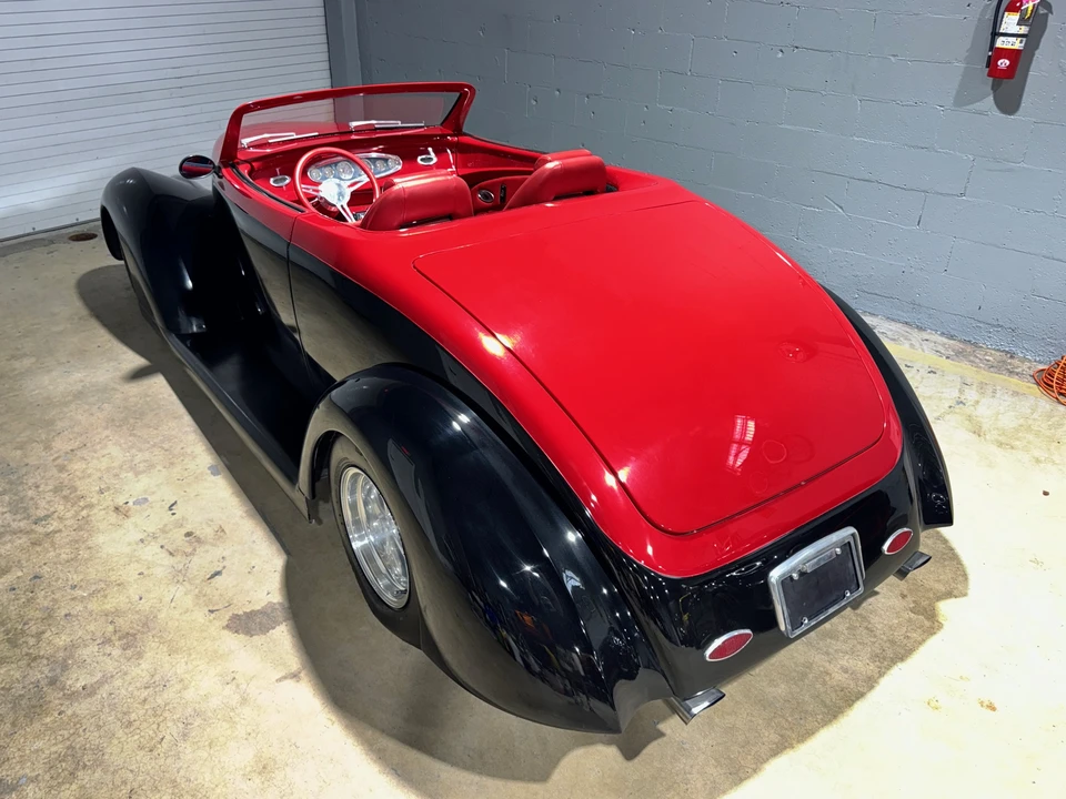 Ford Hot Rod - Image 11 of 31