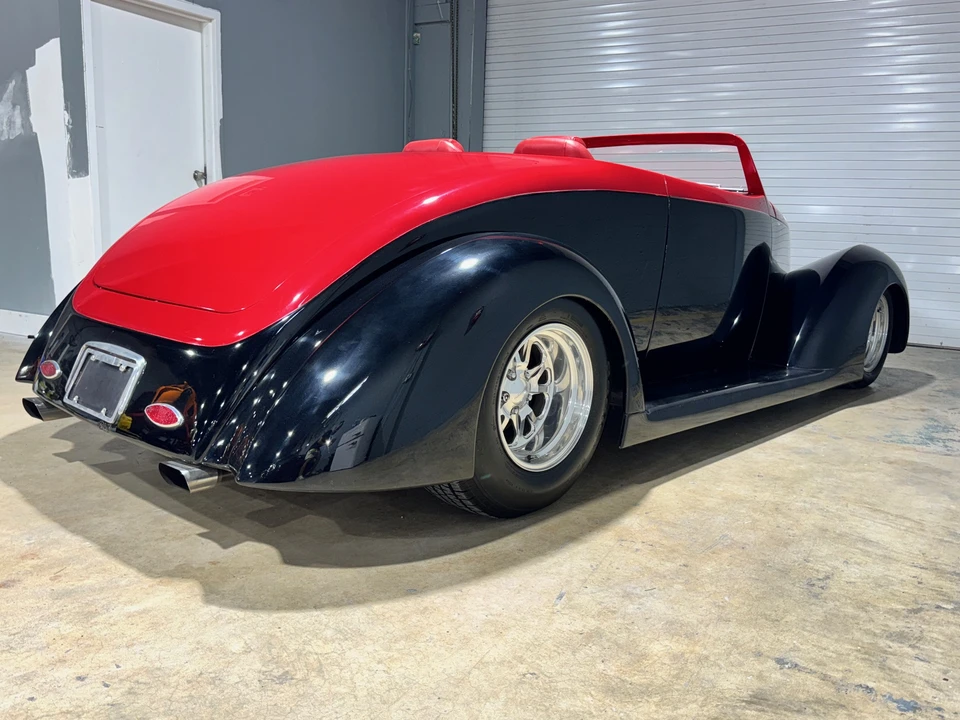 Ford Hot Rod - Image 5 of 31