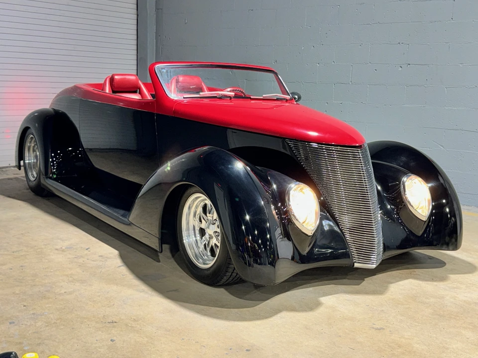 Ford Hot Rod - Image 3 of 31