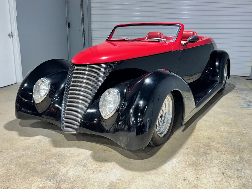 Ford Hot Rod - Image 2 of 31