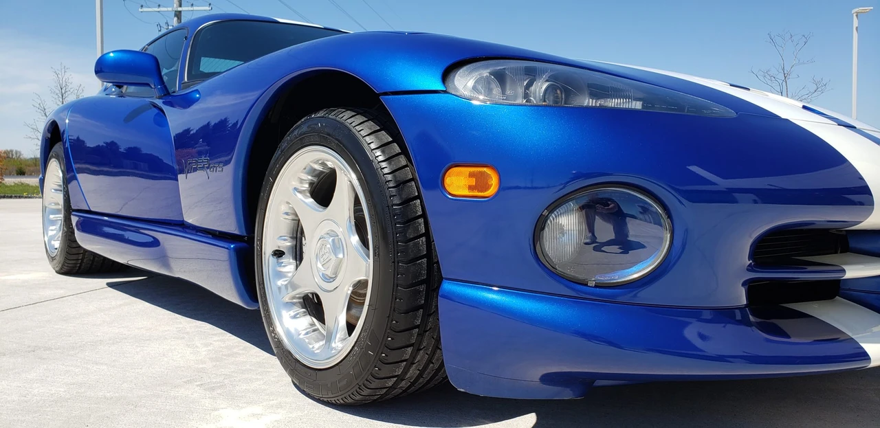 1996 Dodge Viper GTS 2nd Gen - Image 20 of 31