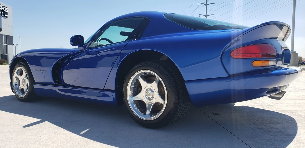 1996 Dodge Viper GTS 2nd Gen - Image 19 of 31