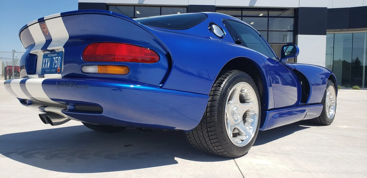 1996 Dodge Viper GTS 2nd Gen - Image 14 of 31