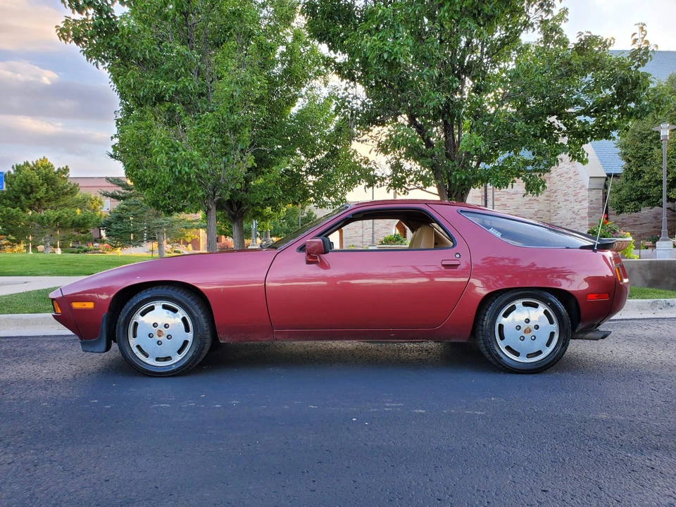 1981 Porsche 928 - Image 5 of 31