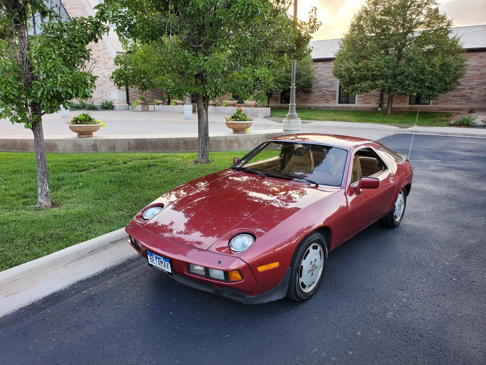 1981 Porsche 928 - Image 2 of 31