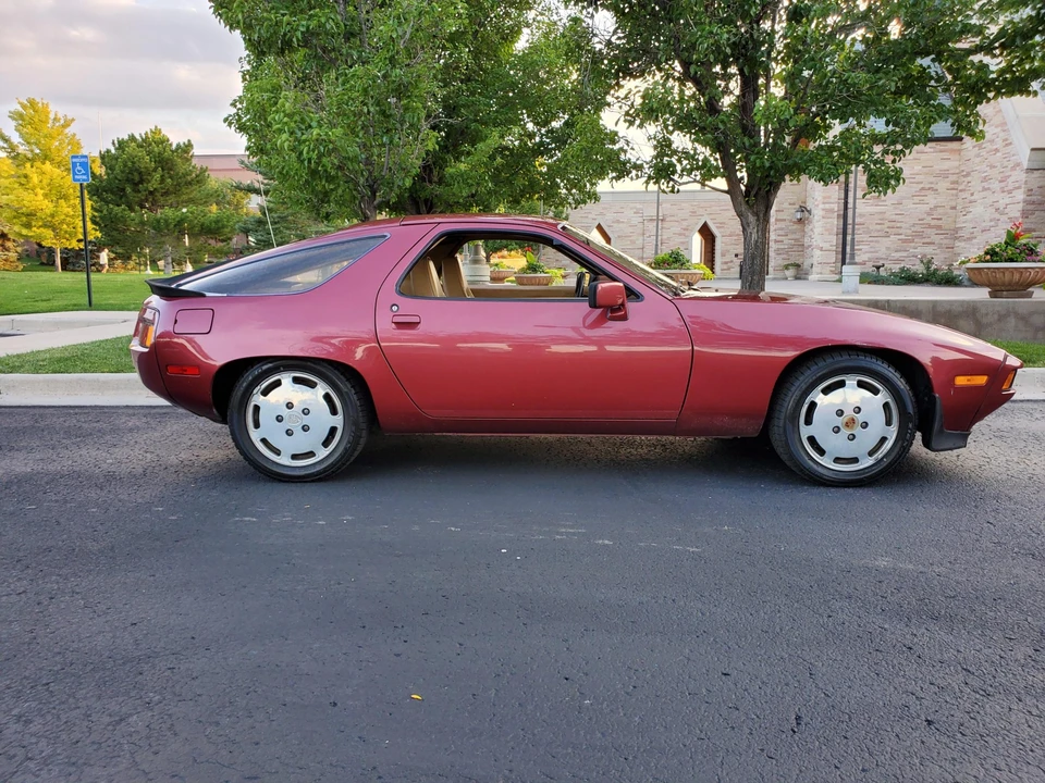 1981 Porsche 928 - Image 13 of 31