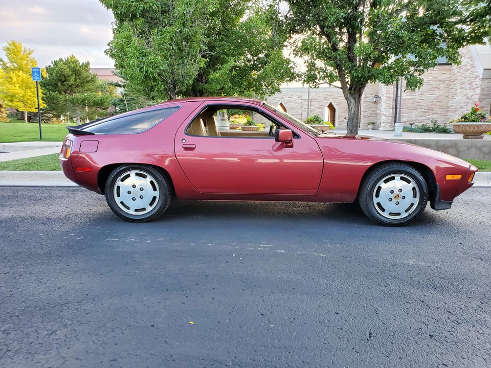1981 Porsche 928 - Image 12 of 31