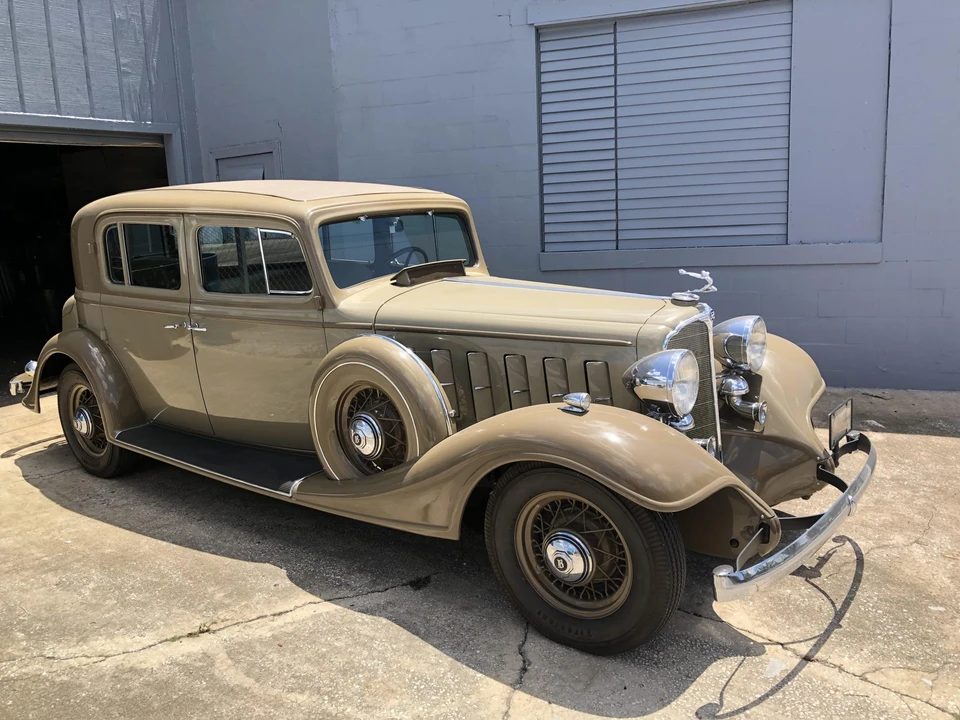 1933 Buick Super - Image 11 of 31