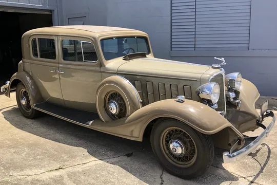 1933 Buick Model 91 Club Sedan