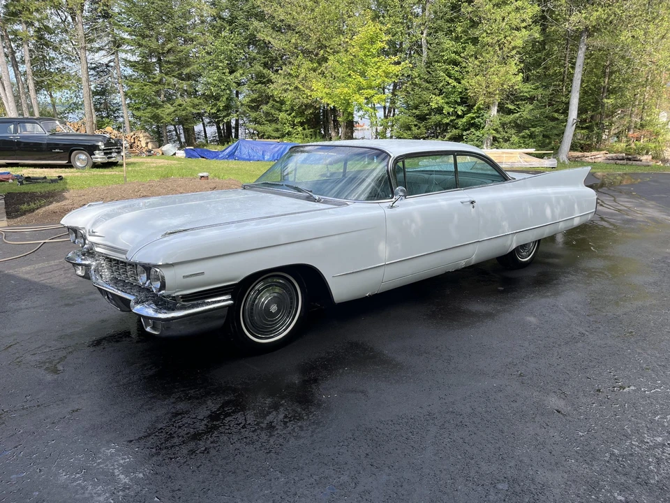 1960 Cadillac Series 62 5th Gen - Image 2 of 31